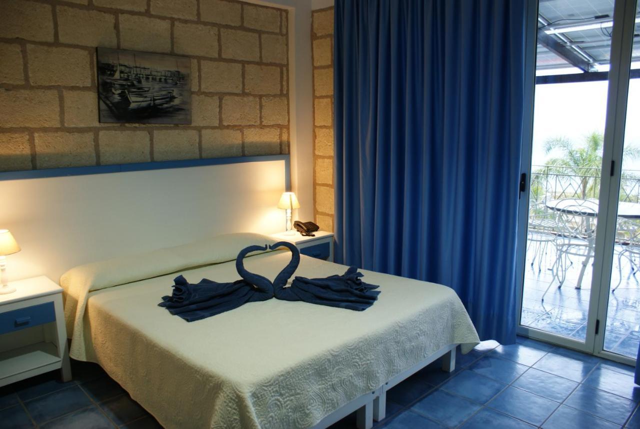 Caposperone Resort Palmi Exterior photo